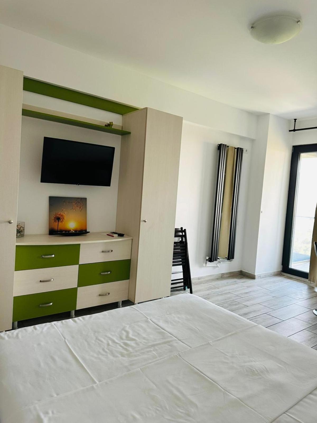 Jolie Studios & Apartments Eforie Bagian luar foto