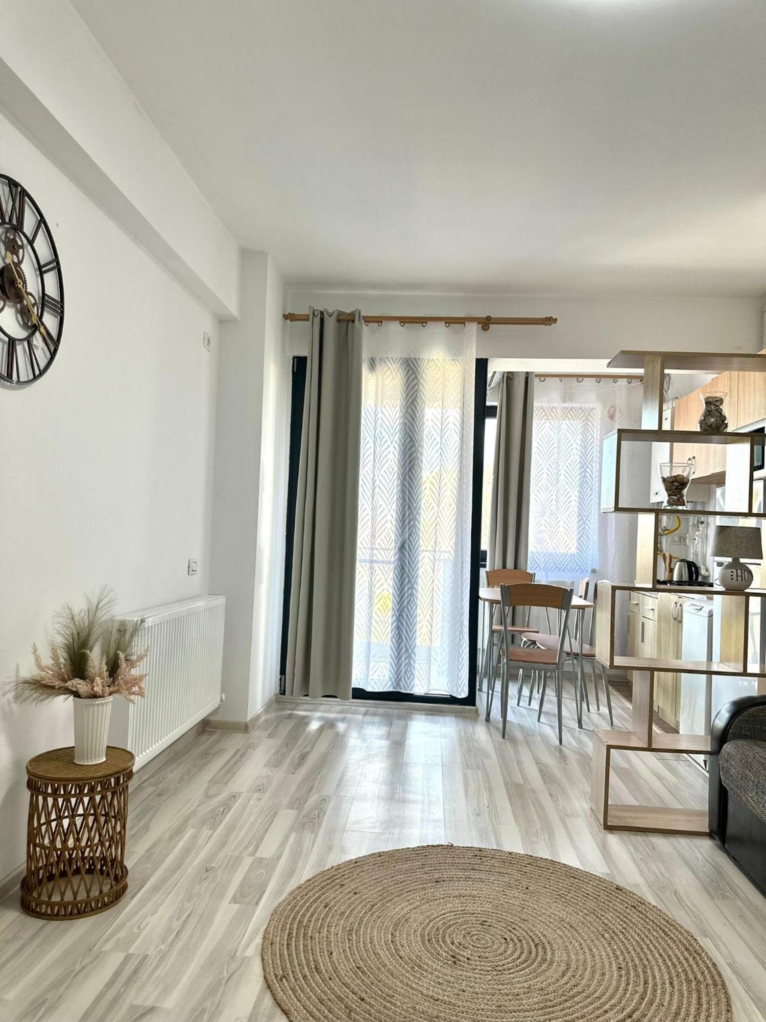 Jolie Studios & Apartments Eforie Bagian luar foto