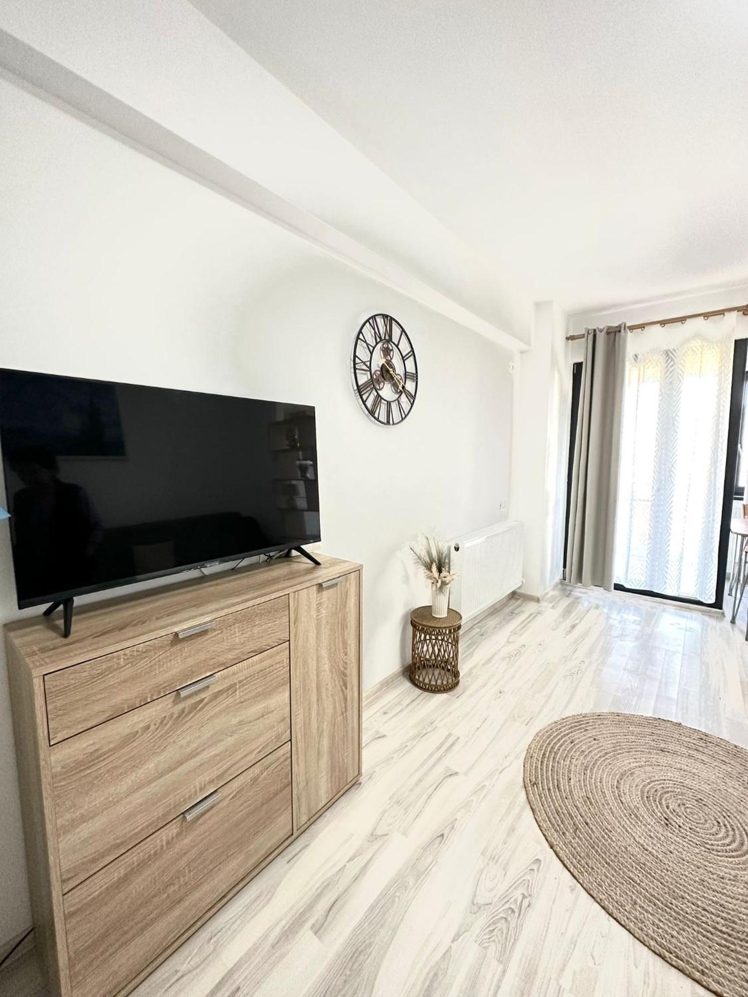 Jolie Studios & Apartments Eforie Bagian luar foto
