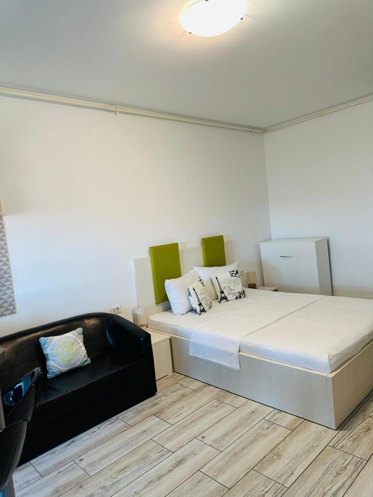 Jolie Studios & Apartments Eforie Bagian luar foto