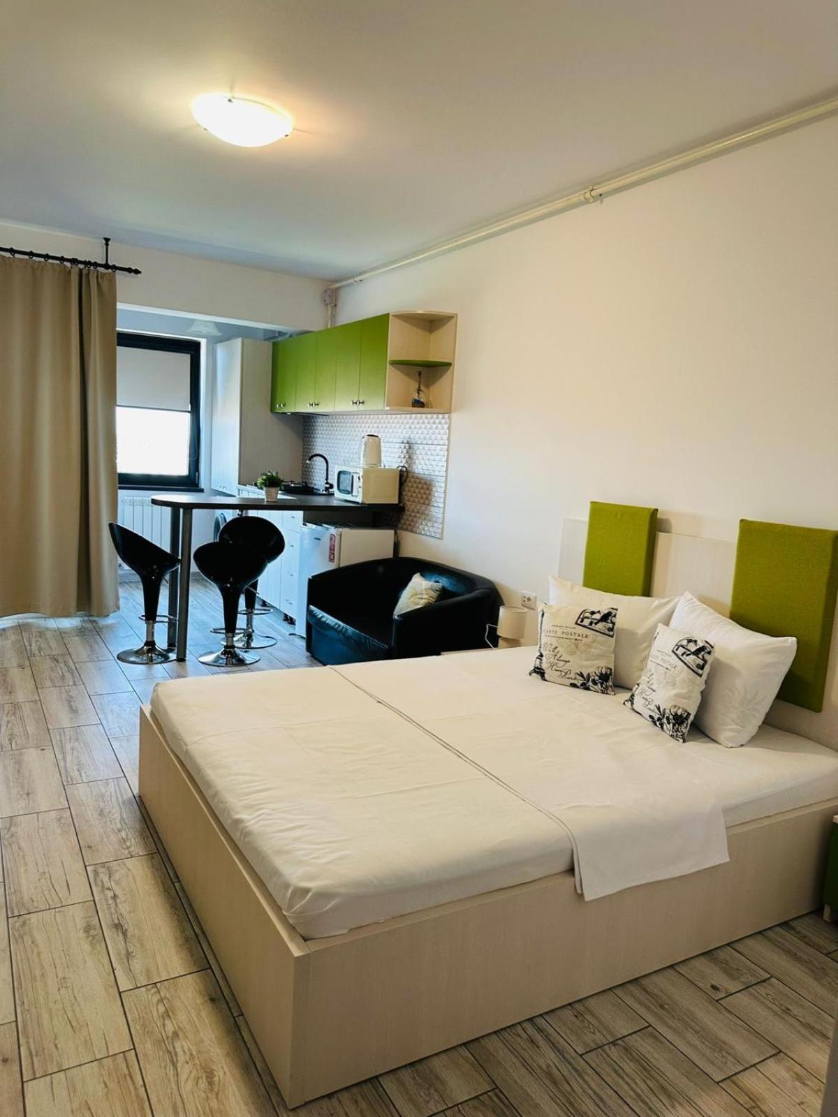 Jolie Studios & Apartments Eforie Bagian luar foto